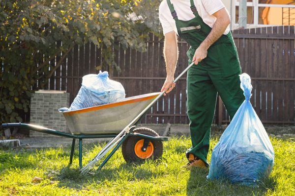 Cost of Yard Cleaning in Little Rock