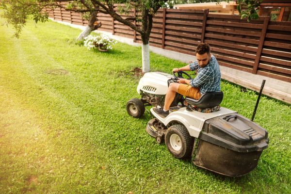 Cost of Industrial Lawn Mowing in Little Rock